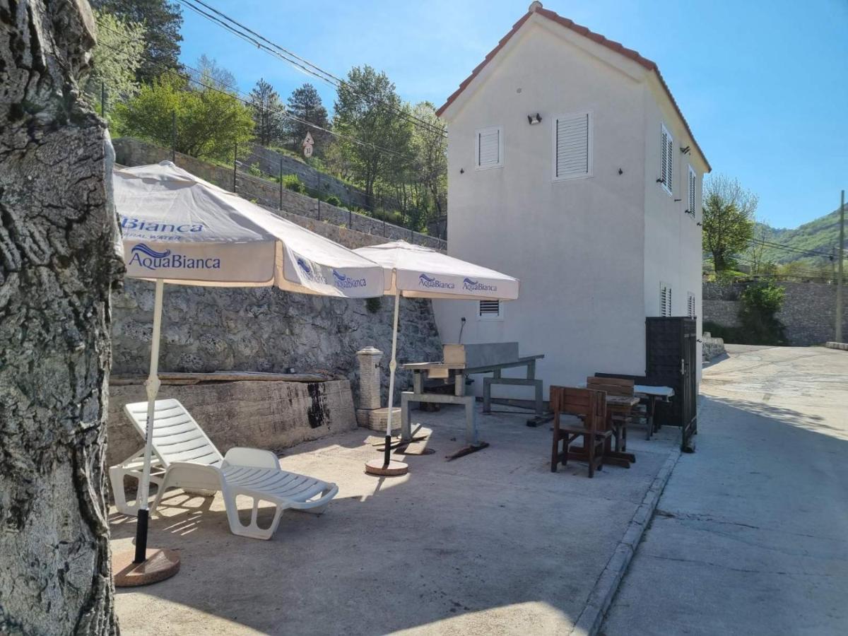 Porto Njegusi A2 Lägenhet Cetinje Exteriör bild